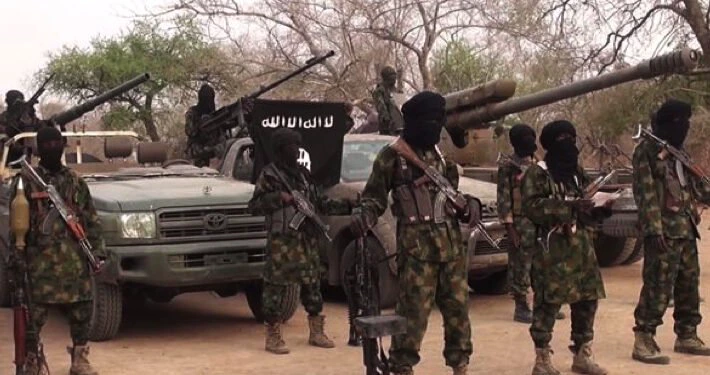 Sad End: ISWAP Slaughters 3 Nigerian Soldiers, Distribute Video