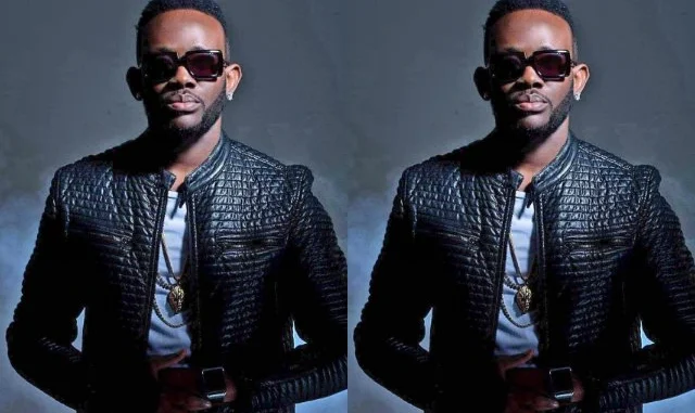 BREAKING: Nigerian Singer, J Martins Mom Is Dead