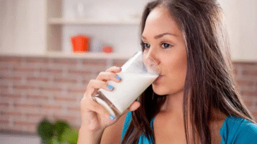 Potential Benefits of Drinking Milk Daily