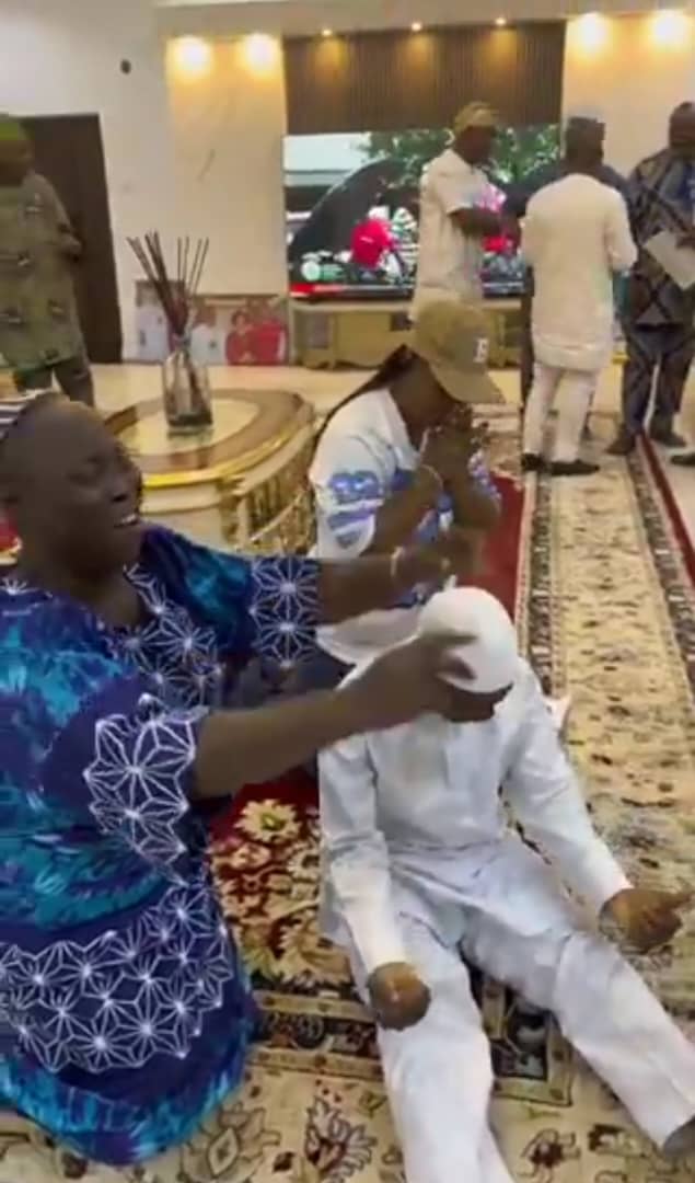 VIRAL VIDEO: Parents In Tears As Gov. Adeleke Offers Appointment to Hustler Puff-Puff Seller
