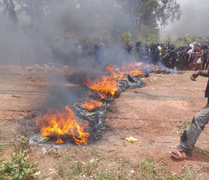 Plateau Crisis: Angry Residents Set Military Checkpoint Ablaze After Villager’s Death (PHOTOS)
