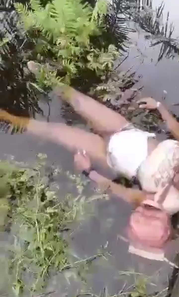 Viral Video: A Body Of POS Girl Dump Inside Water After She Was Reportedly R@ped, Killed In Lagos